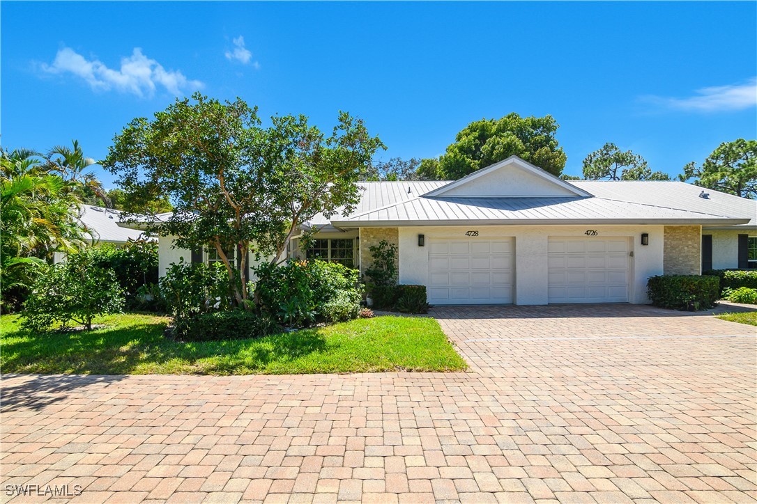 4 bed home in Naples