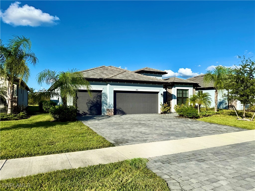 4 bed home in Naples