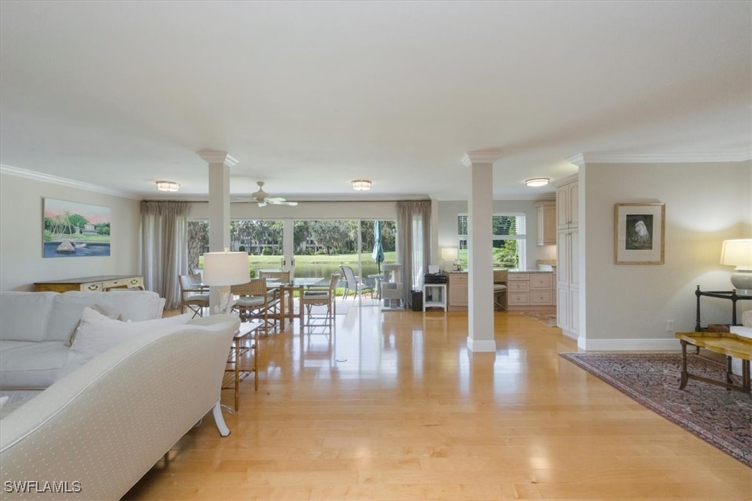 2 bed home in Naples