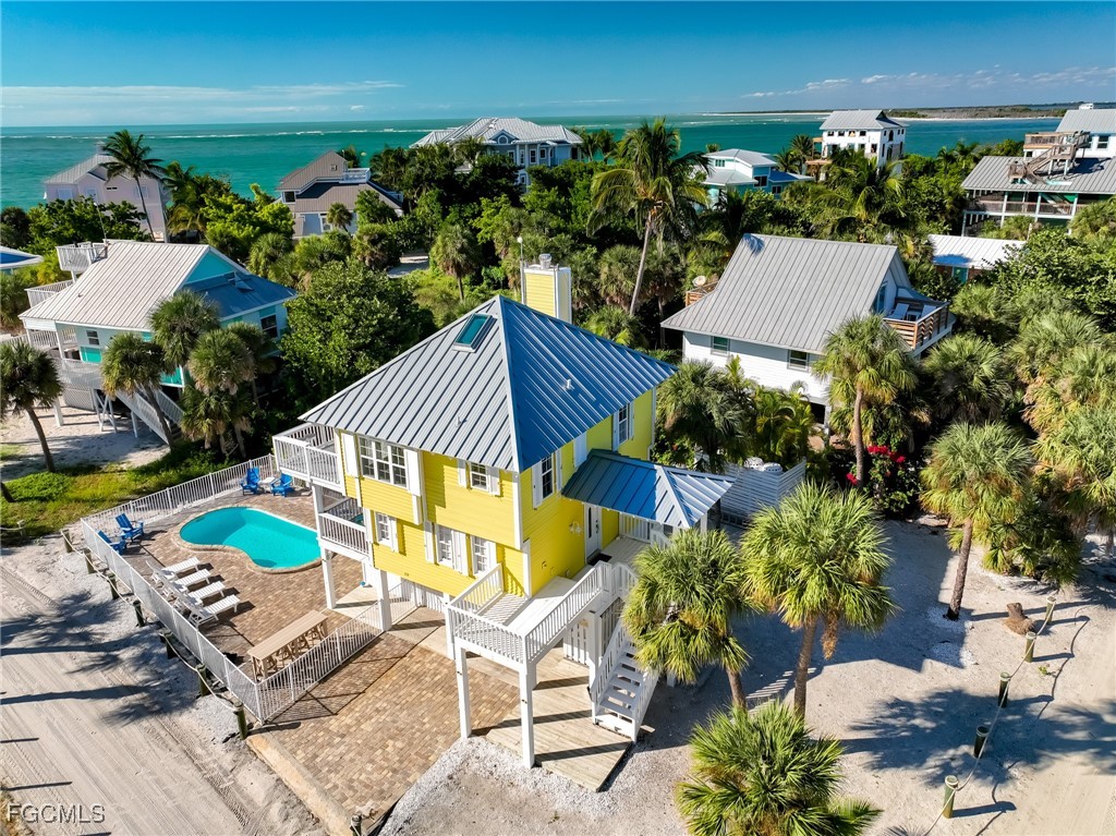 2 bed home in Upper Captiva