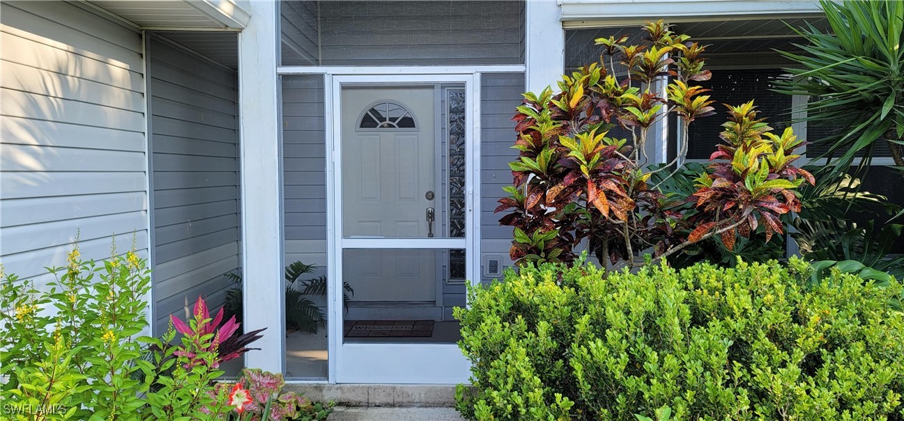 3 bed home in Lehigh Acres