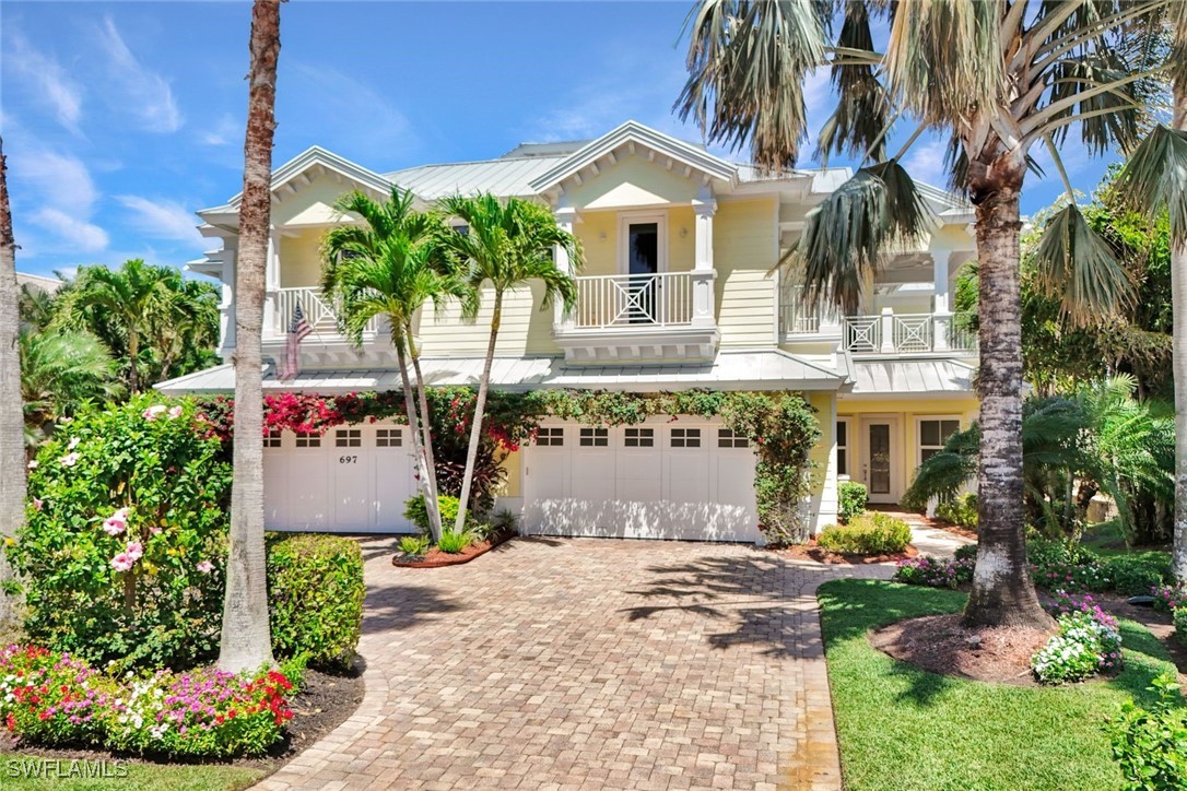 4 bed home in Naples