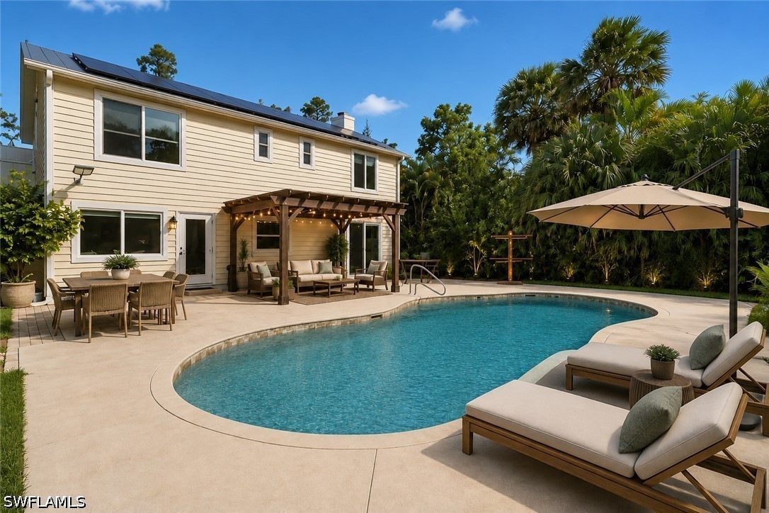 5 bed home in Naples