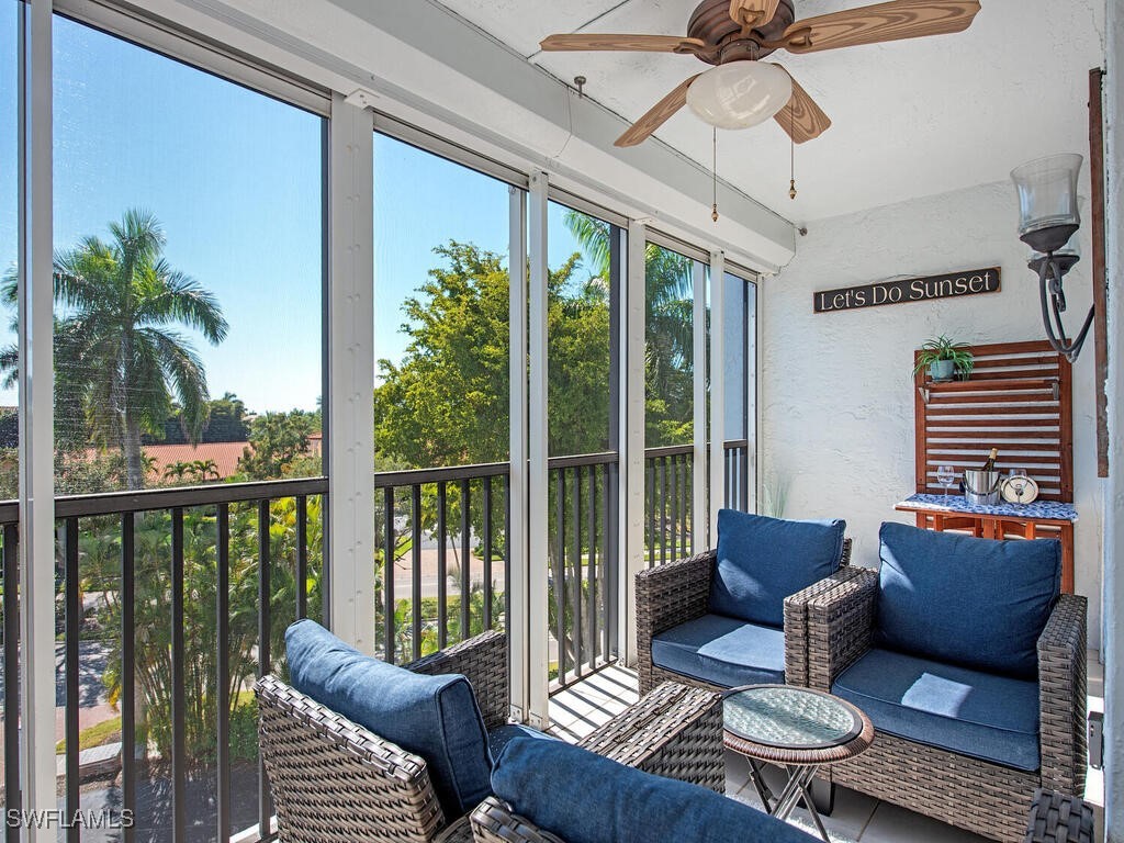 2 bed home in Naples