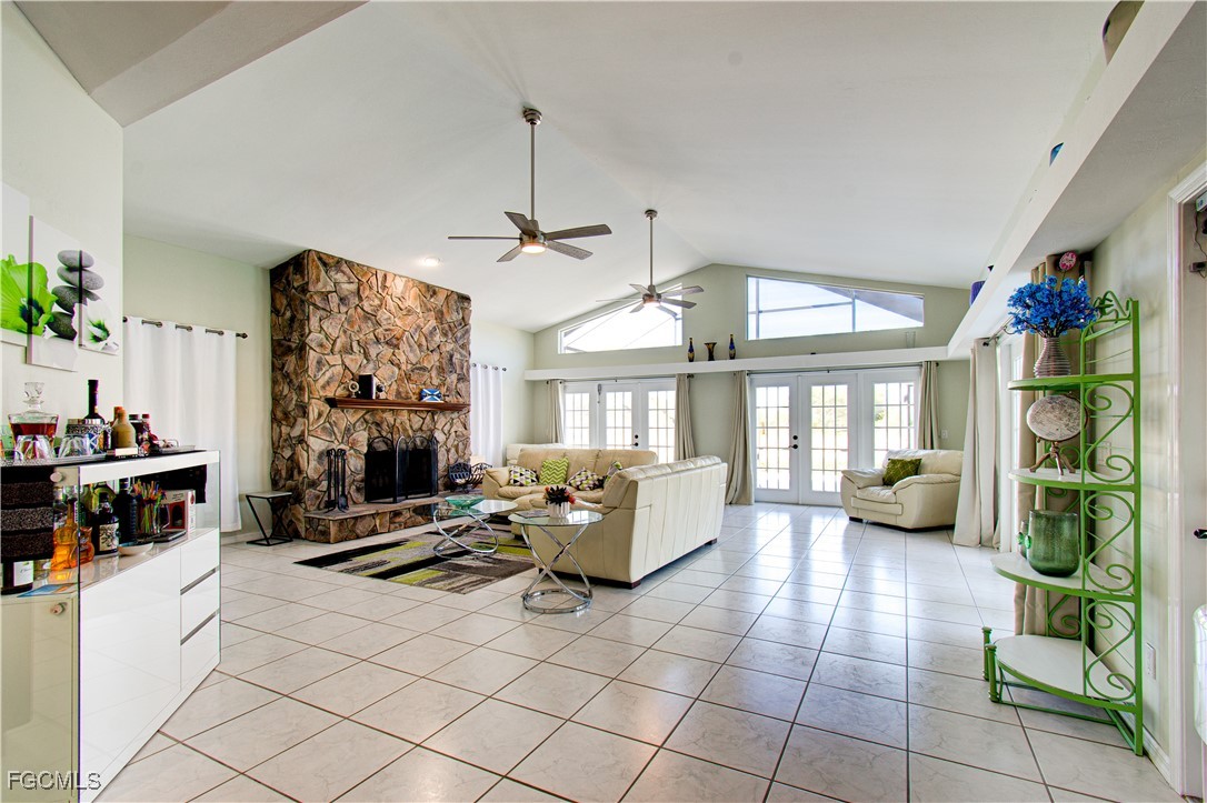 3 bed home in Cape Coral