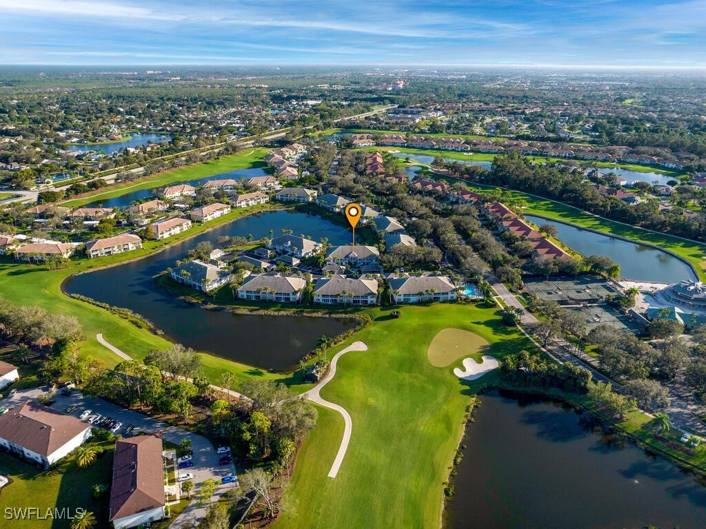 2 bed home in Naples
