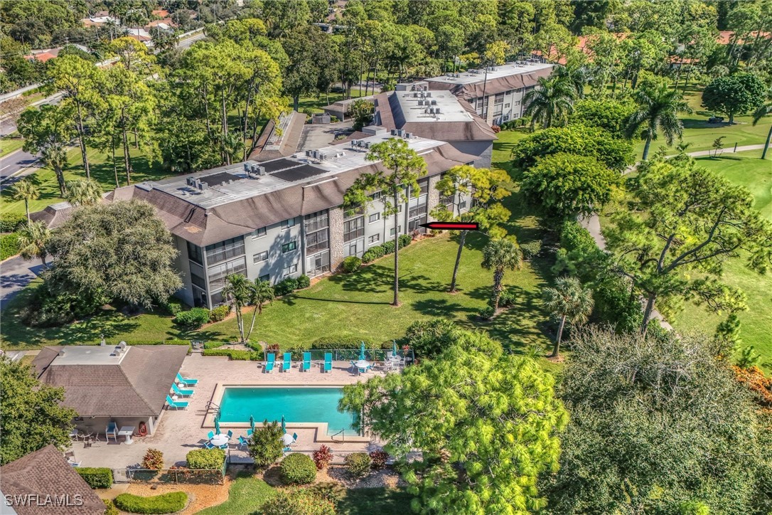 2 bed home in Naples
