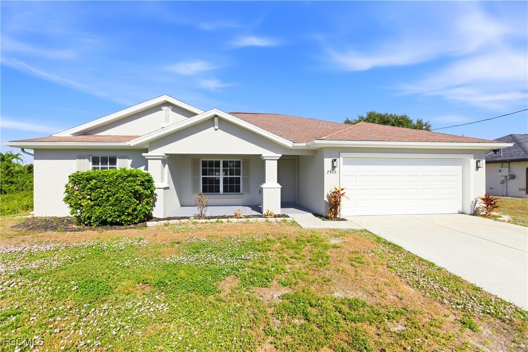 3 bed home in Lehigh Acres