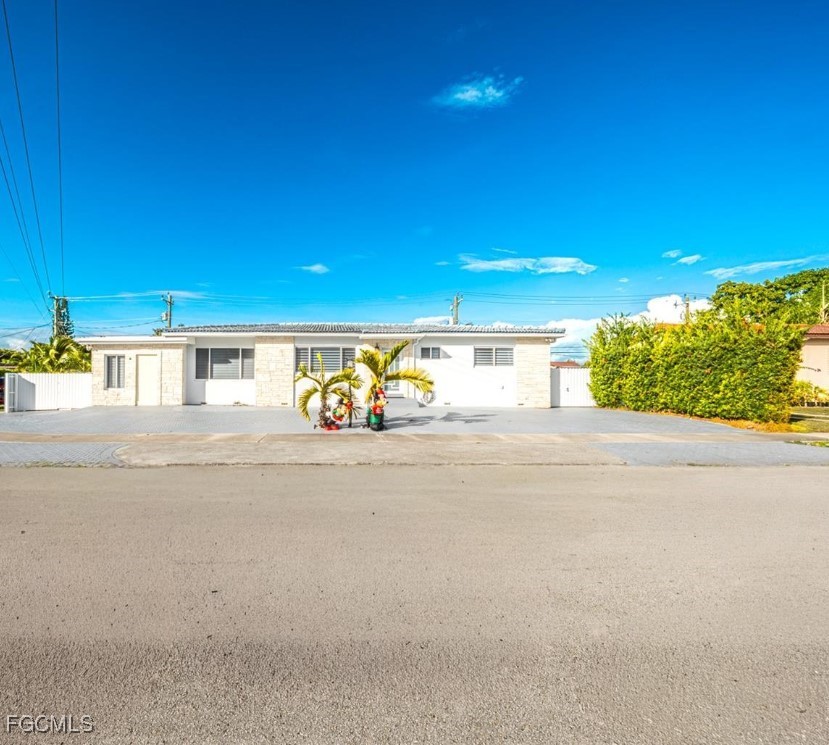 3 bed home in Miami