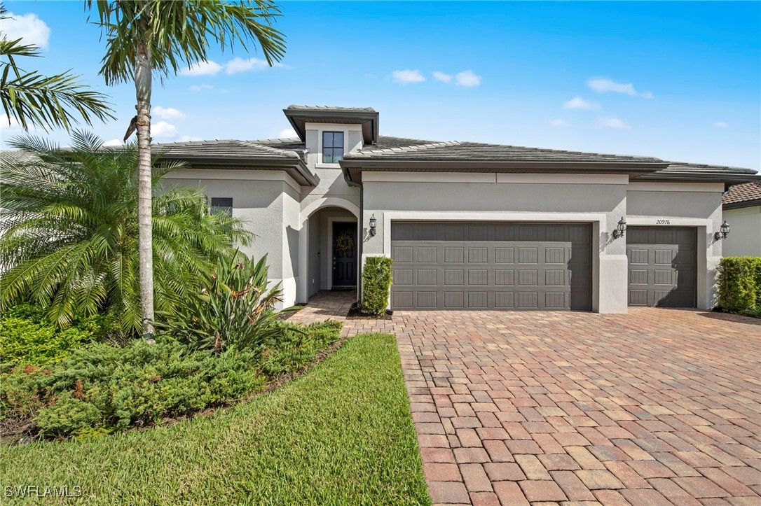 3 bed home in Estero