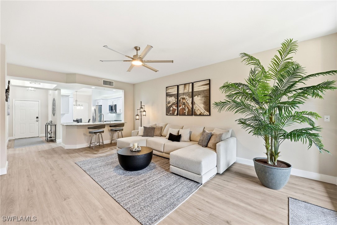 2 bed home in Naples
