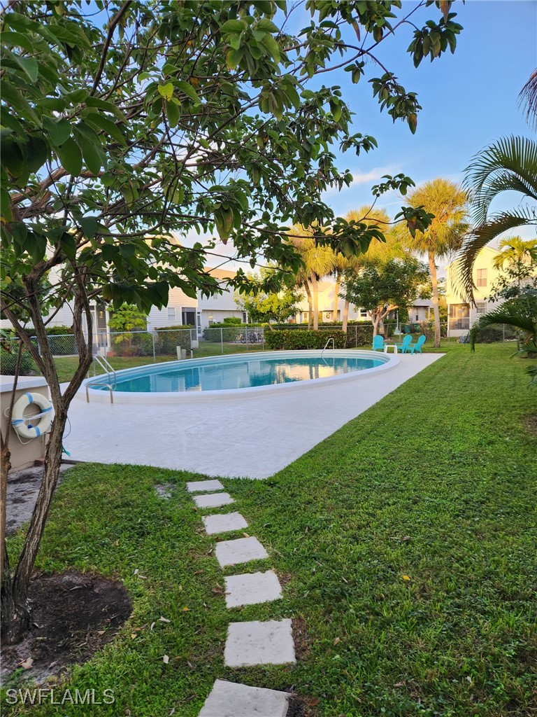  bed home in Marco Island