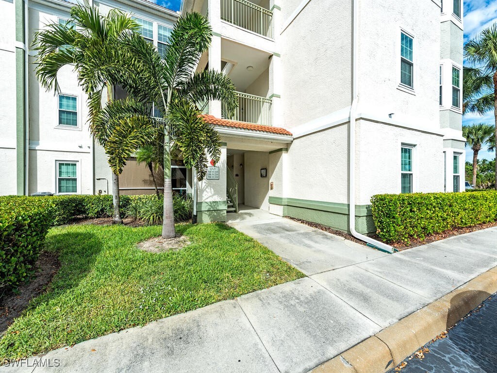 2 bed home in Estero