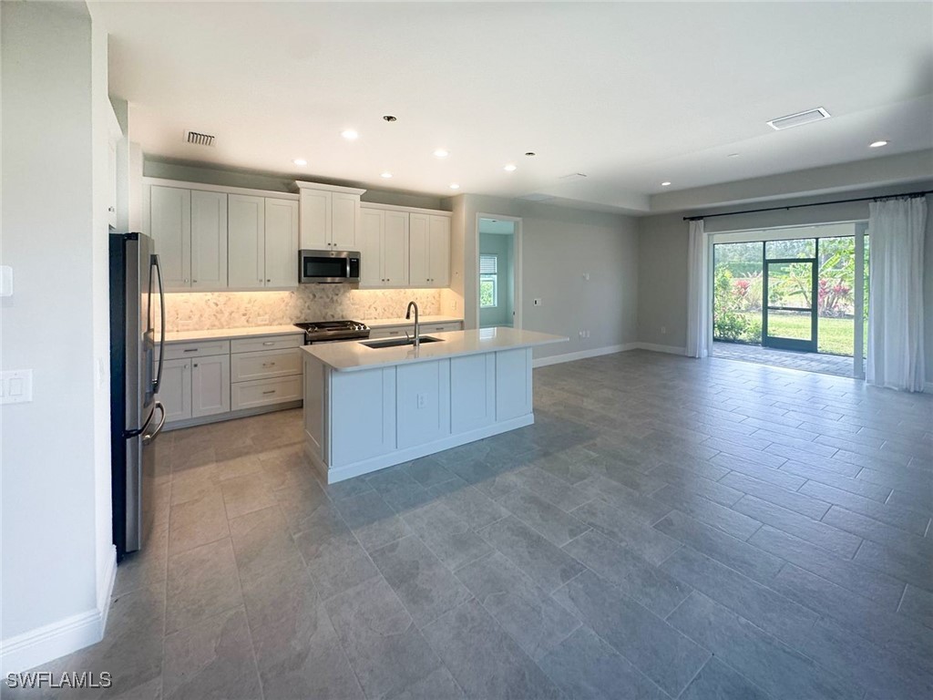 4 bed home in Naples