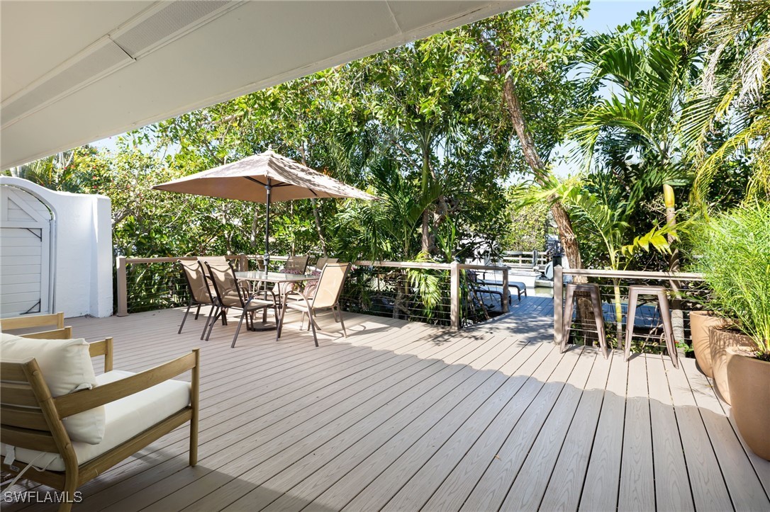 2 bed home in Naples
