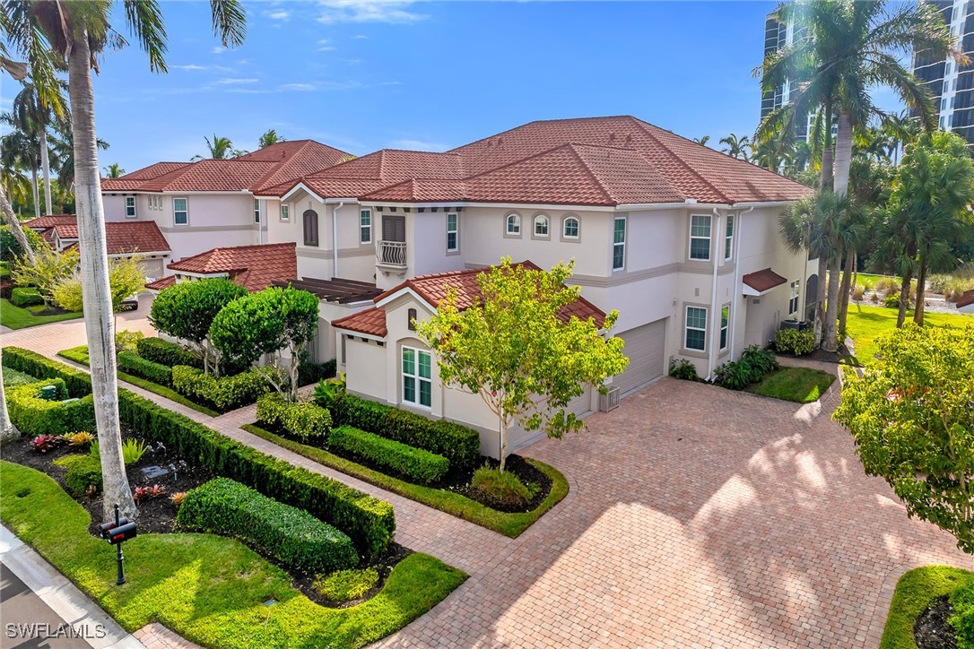 3 bed home in Naples