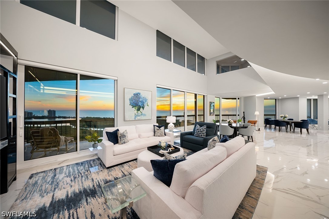 4 bed home in Naples