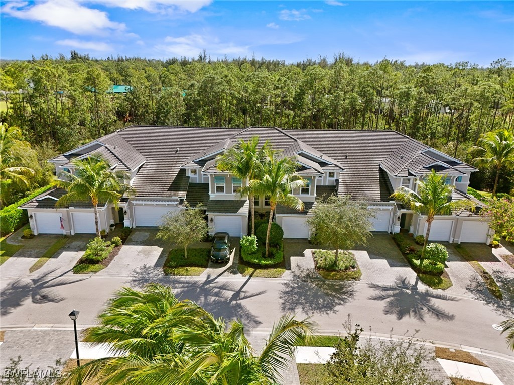 3 bed home in Naples