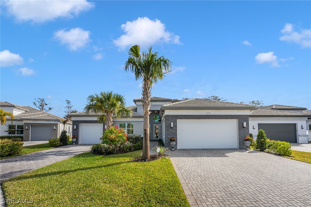 4 bed home in Naples
