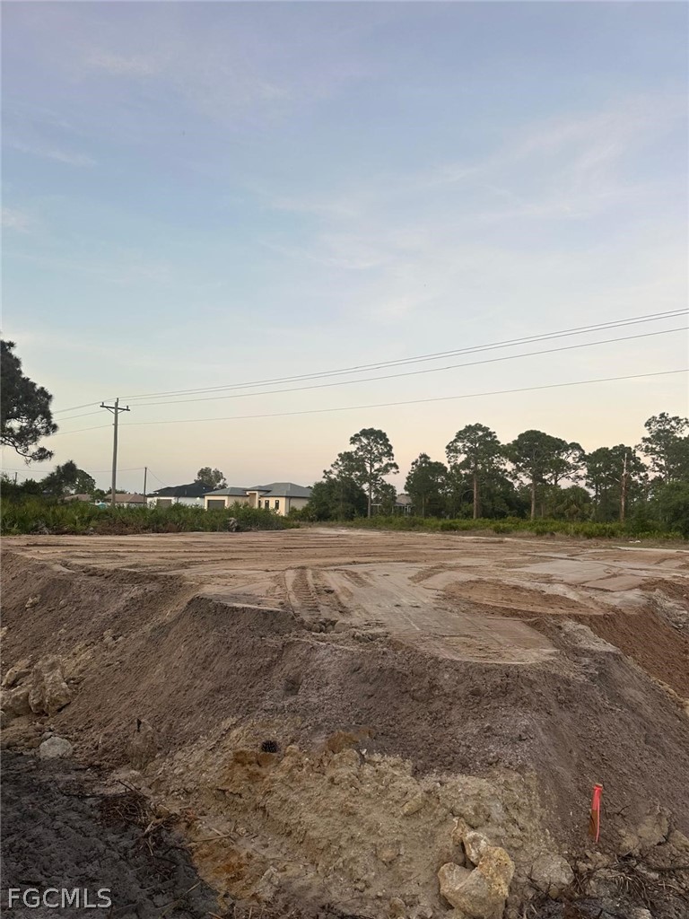  bed home in Lehigh Acres
