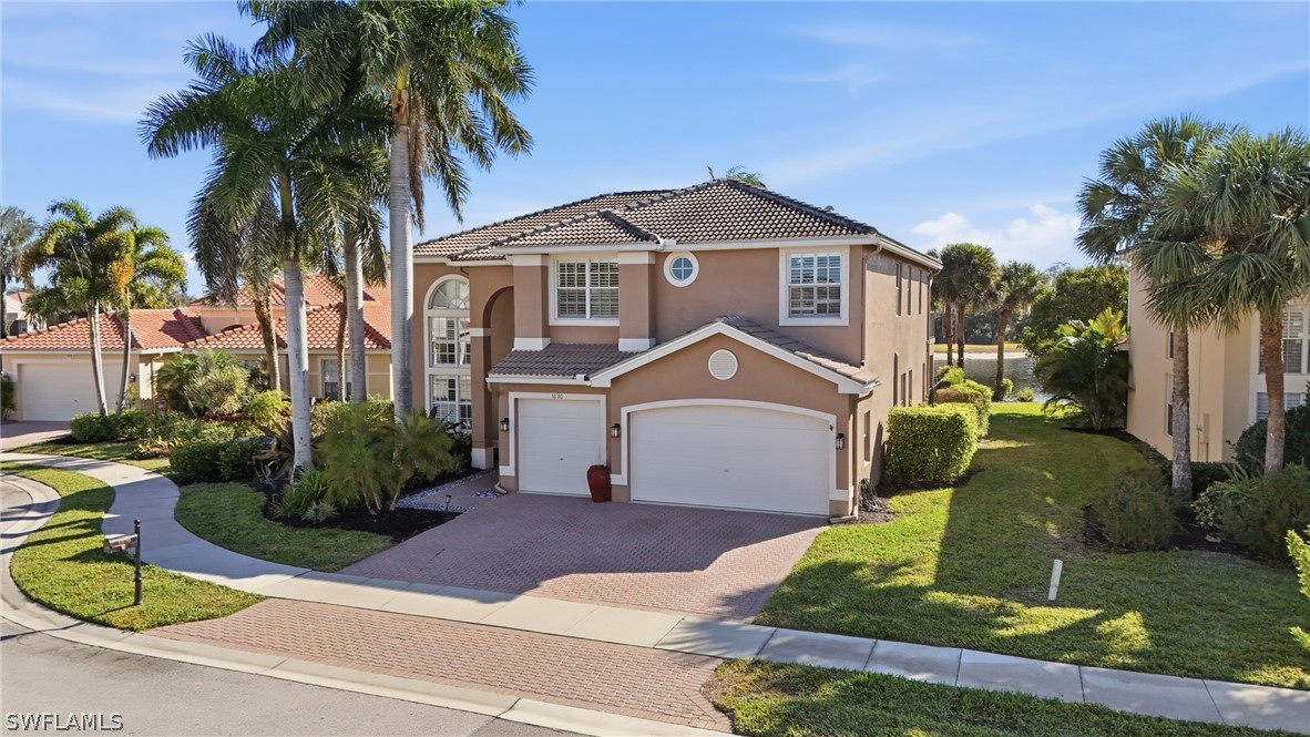 5 bed home in Naples