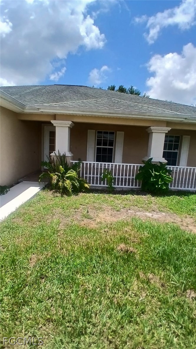 3 bed home in Lehigh Acres
