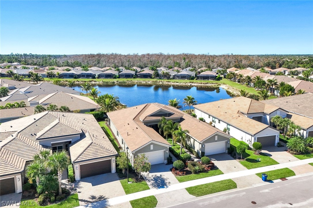 2 bed home in Bonita Springs