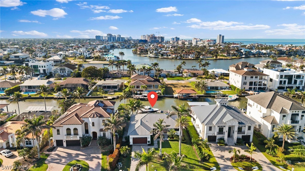 3 bed home in Naples