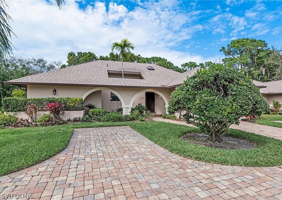 3 bed home in Naples