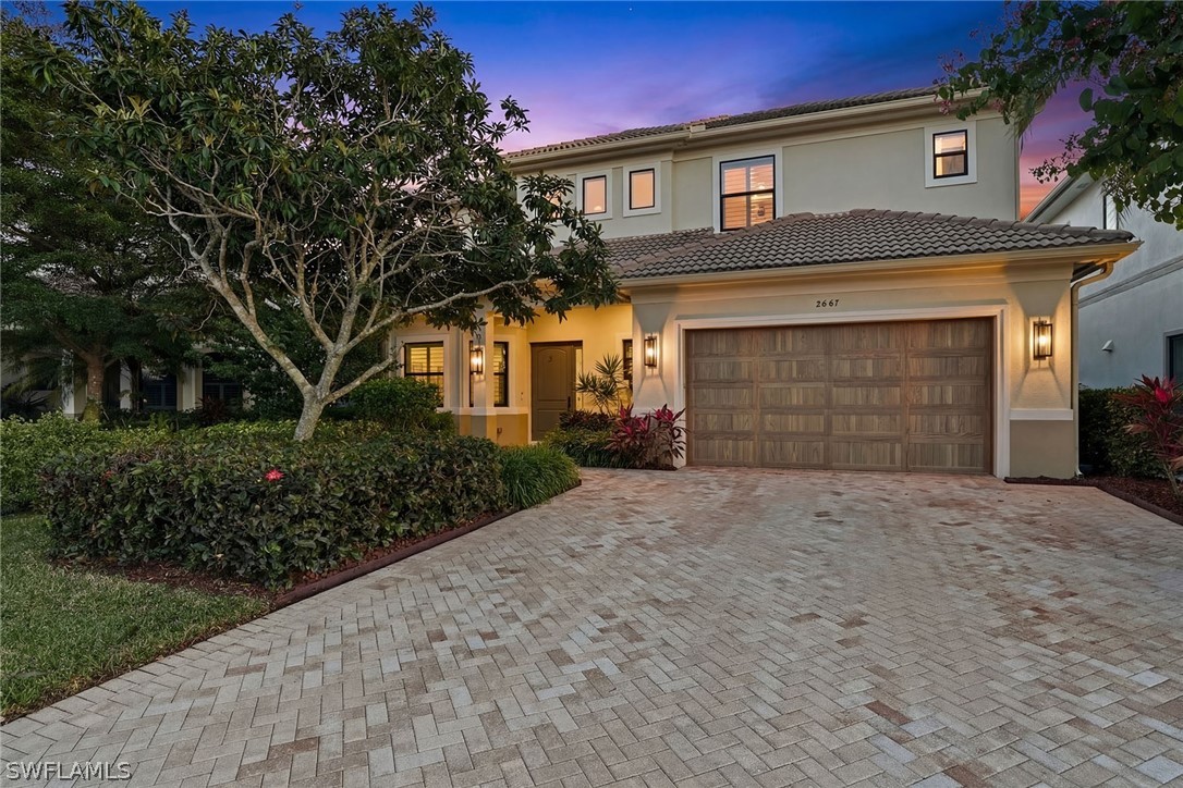 4 bed home in Naples