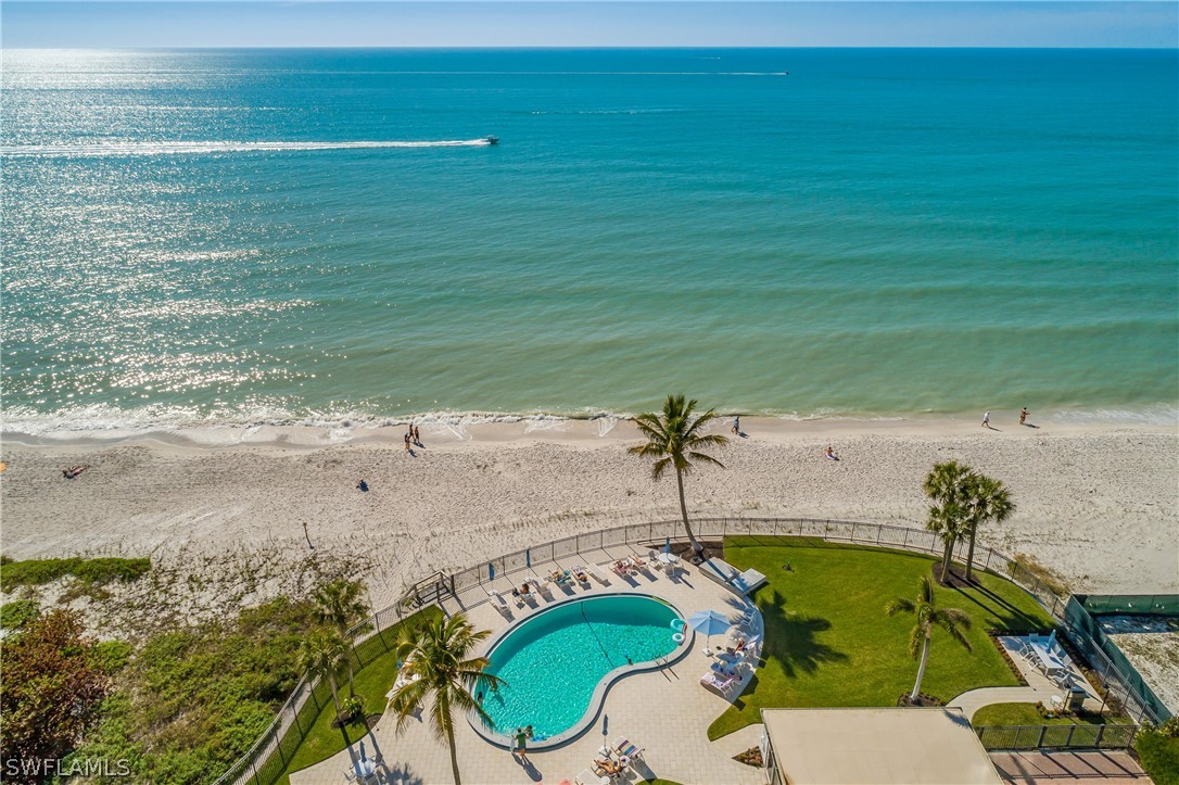 3 bed home in Naples