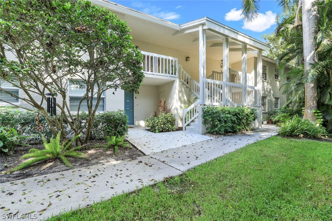 2 bed home in Naples