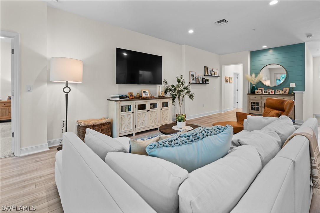 3 bed home in Naples