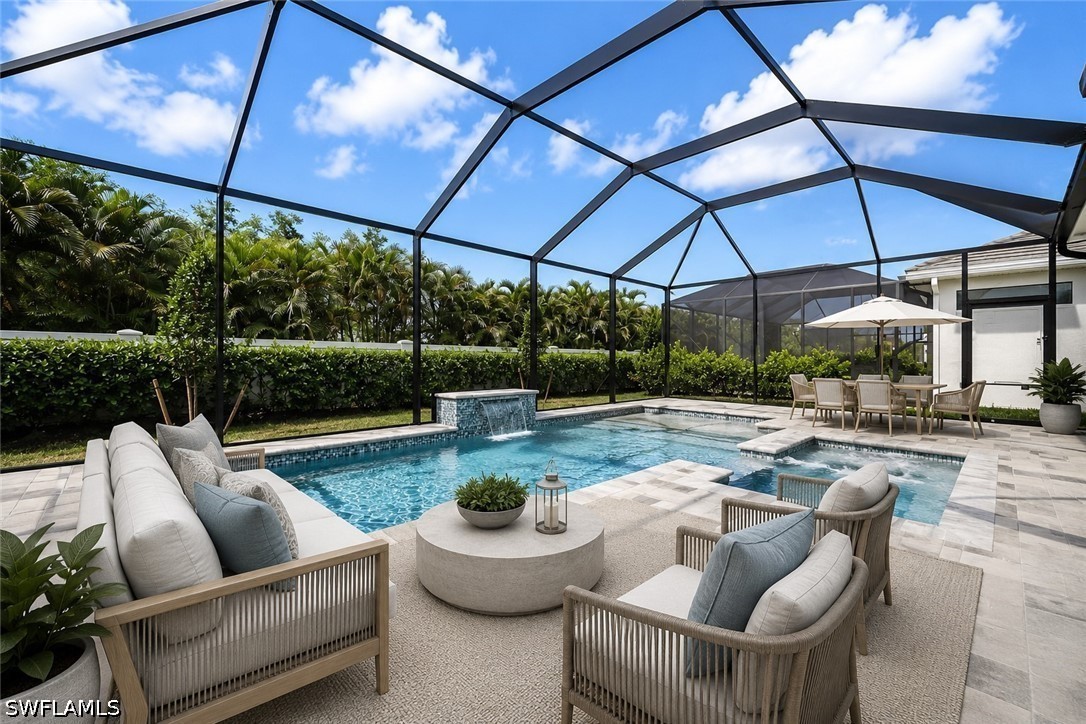 4 bed home in Naples