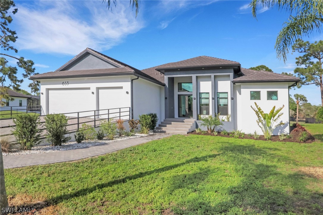 4 bed home in Naples