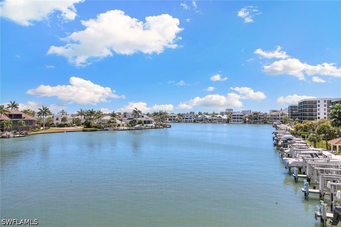 3 bed home in Naples