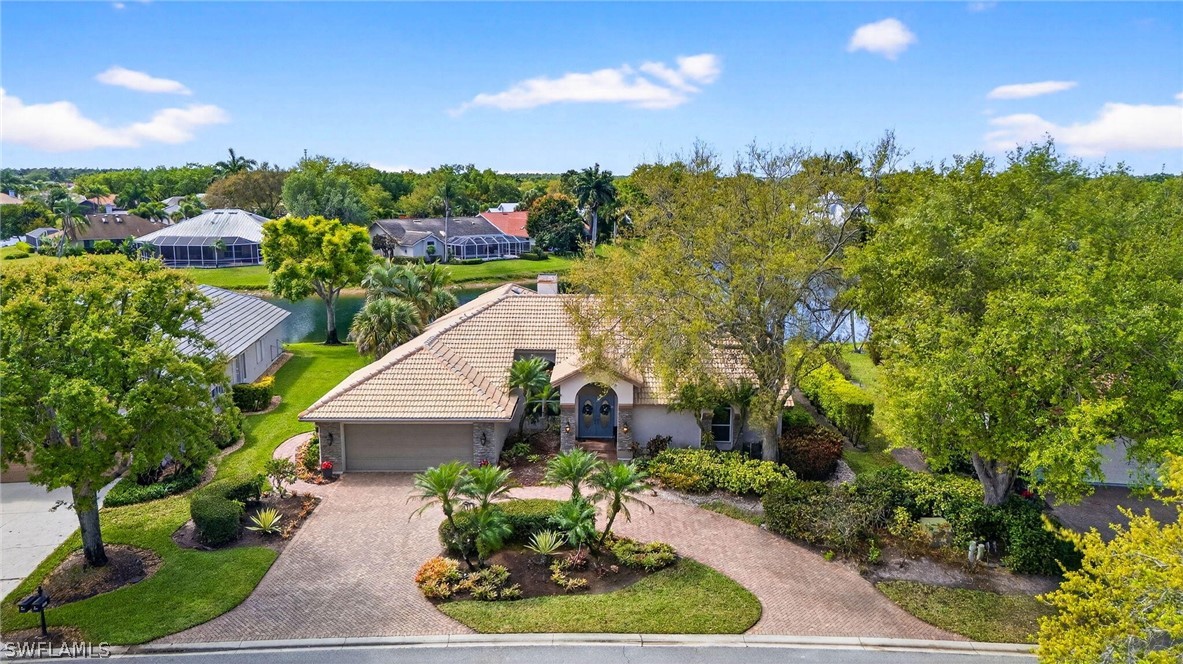 4 bed home in Naples