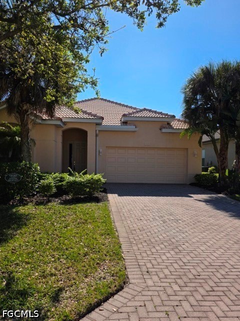 2 bed home in Lehigh Acres