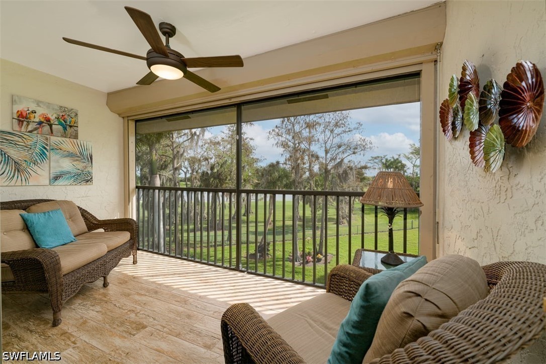 2 bed home in Naples