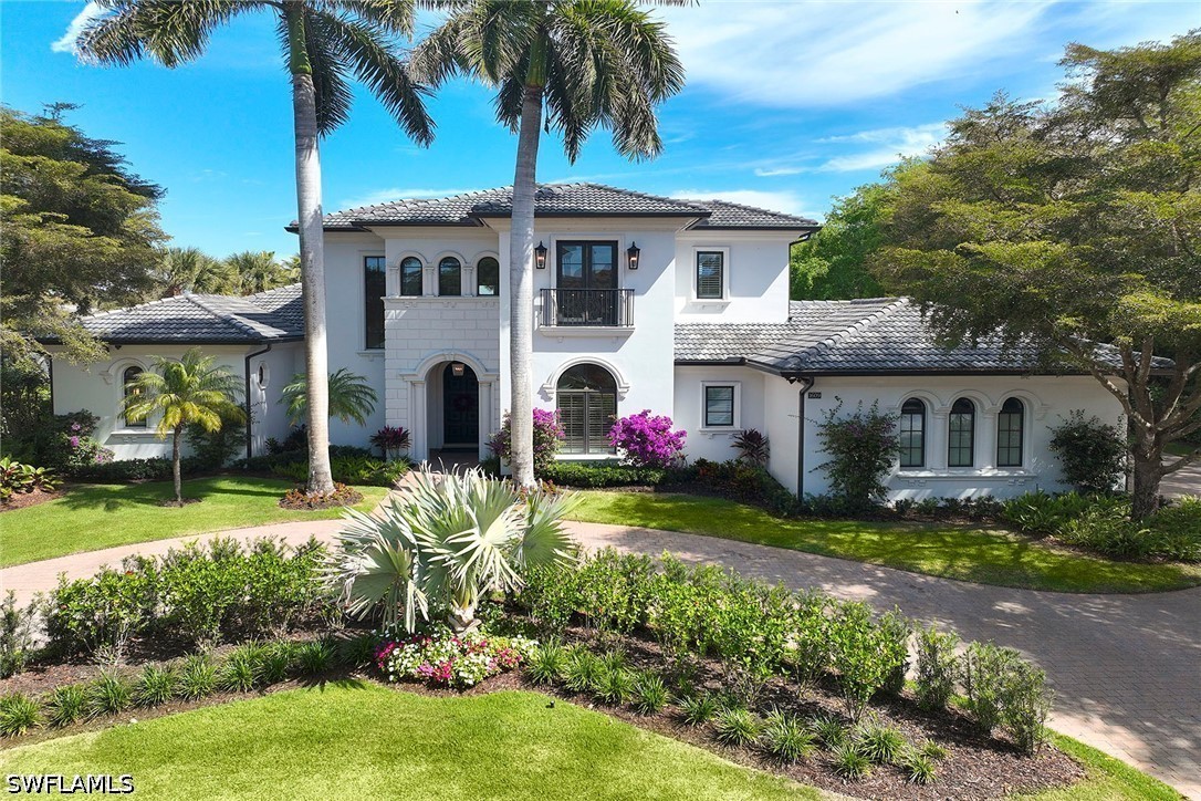 4 bed home in Naples