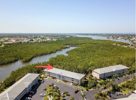 2 bed home in Naples