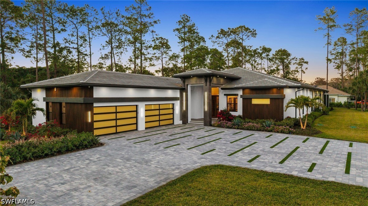 6 bed home in Naples