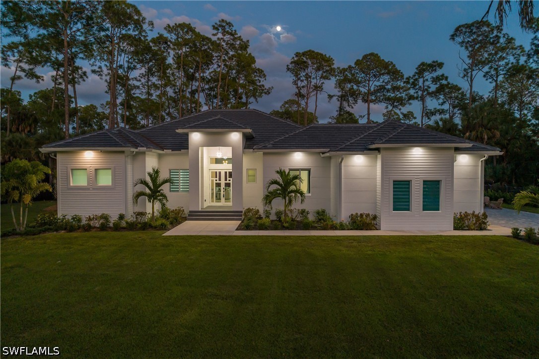 4 bed home in Naples