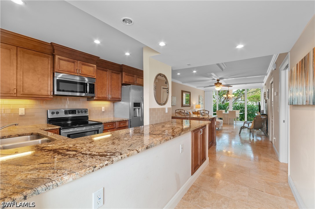 2 bed home in Naples