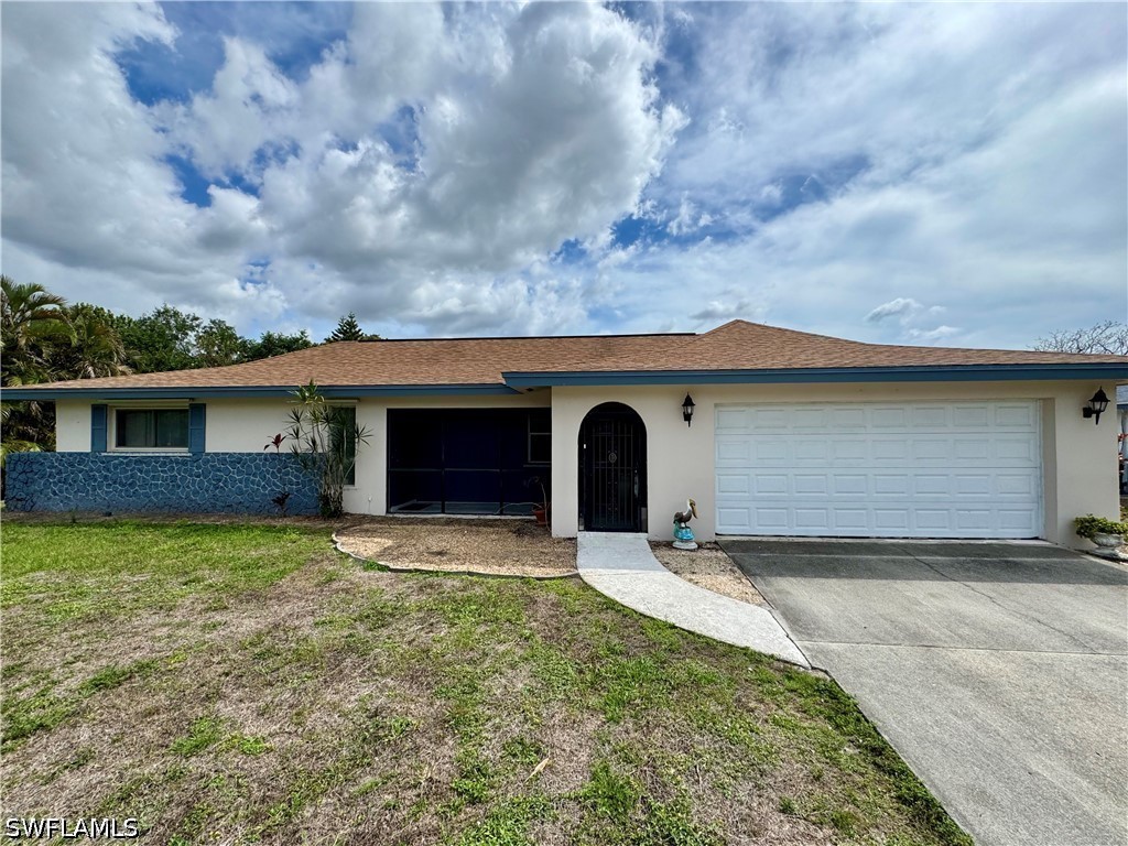 2 bed home in Fort Myers