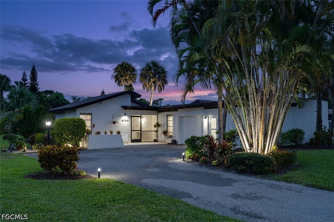 2 bed home in Naples