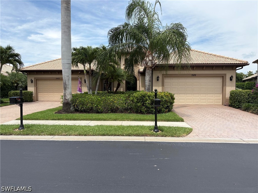 3 bed home in Naples