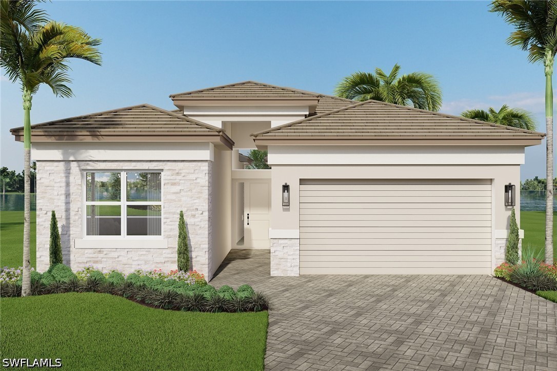 2 bed home in Naples