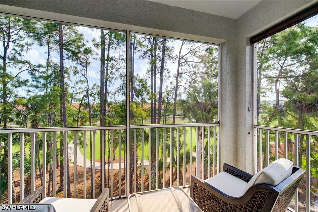2 bed home in Naples
