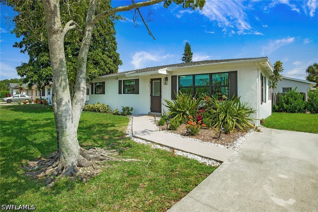 3 bed home in Naples
